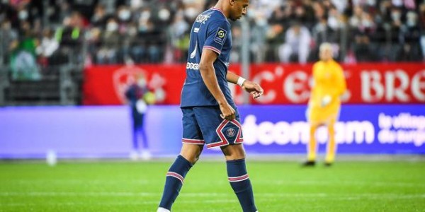 乐鱼体育-【体坛热搜】姆巴佩，皇马该不该买？大巴黎该不该卖？